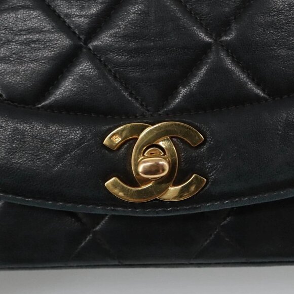 CHANEL Matelasse Chain Shoulder Bag Lamb Skin Black Gold CC Auth 97459 - Picture 10 of 16